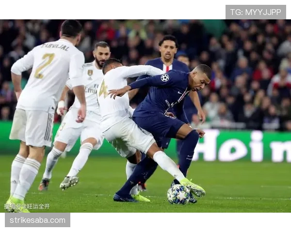 本泽马巅峰赛季西甲与欧冠双线统治力解析